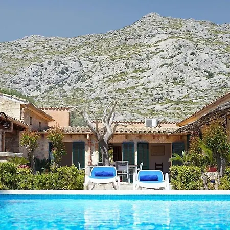 Near And Crystalline Beaches Of Cala Sant Vicenc By Renthousing Villa Pollenca